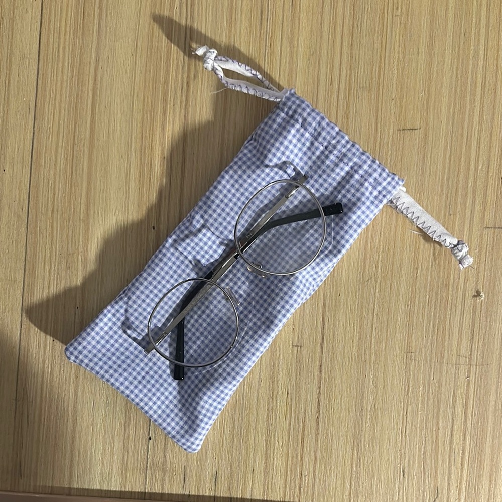 Blue Gingham Drawstring Case - Picture 3 of 11